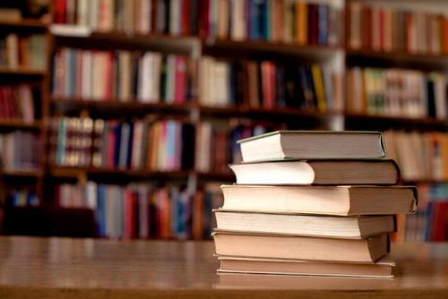 اعتراض كتابفروشان به تعطیلی و درگذشت دو نویسنده و شاعر خارجی