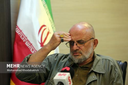 حاج قاسم سلیمانی هم اگر زنده می ماند مثل حاج همت له اش می کردند