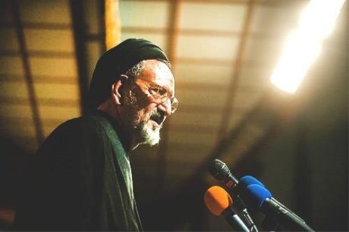 با اجازه حاج آقا دعایی !