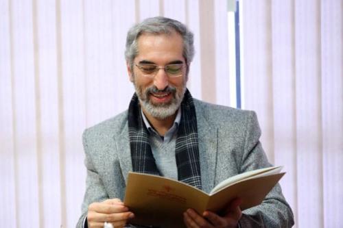در خارج از کشور کمر به زمین گیر ساختن جشنواره های فجر بسته اند