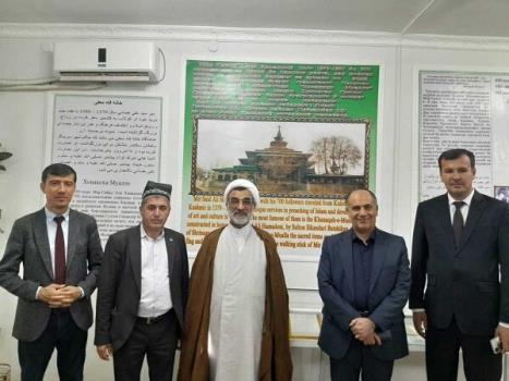 اعضای انجمن آثار و مفاخر با مدیران فرهنگی تاجیکستان دیدار کردند