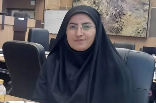 طنز داستان سیبیل قرضی از دل زندگی و فرهنگ مردم آمده است