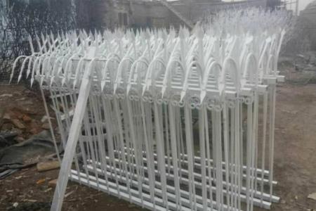 درب آكاردئونی حفاظ سازه
